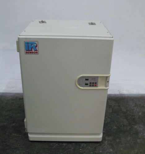 Sanyo IR Sensor MCO-17AI Laboratory Benchtop CO2 Incubator, No Shelves