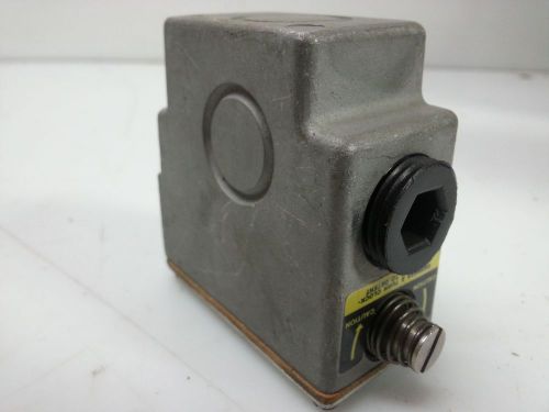 MILLER FLUID POWER SOLENOID VALVE 304/504