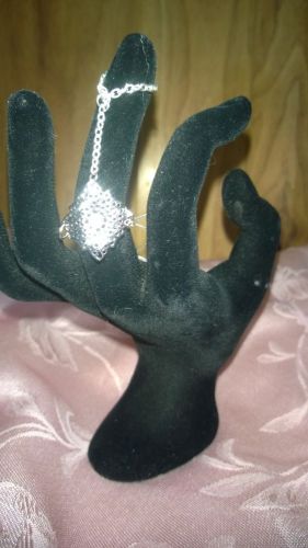 Jewelry Hand Model