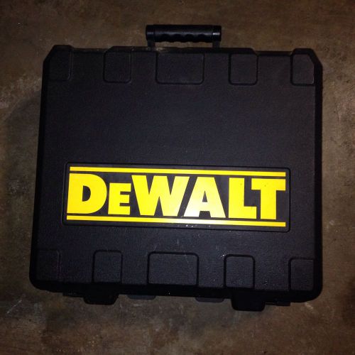 DeWALT DW079 18v XRP SELF LEVELING ROTARY LASER LEVEL KIT (Very lightly Used).