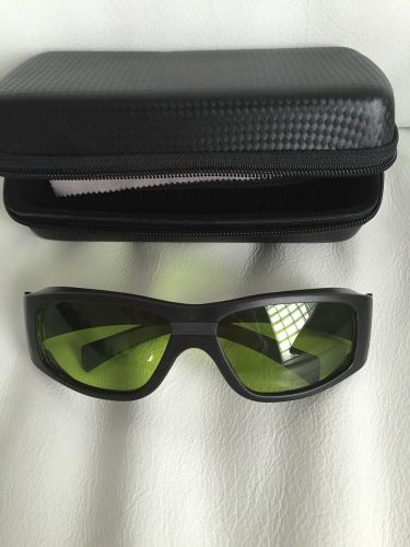LASERVISION Laser Goggles F19.P5C02.5000 With Case