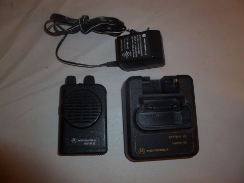 Working Motorola Minitor IV Low Band Fire EMS Pager 33-36.9 MHz w Charger e
