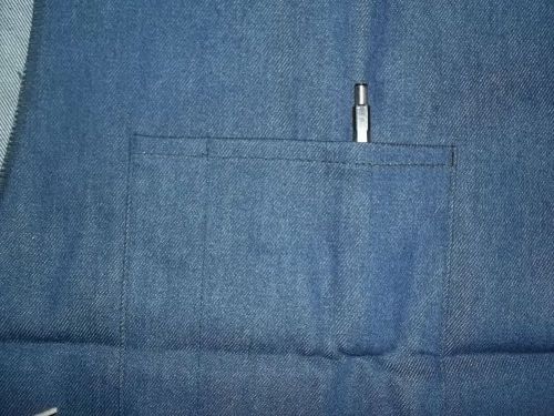 DENIM APRON WITH POCKET 28&#034;X 36&#034;  BRAND  NEW IN PACKAGE !!