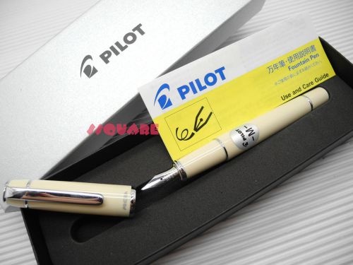 Pilot Prera Medium Nib Fountain Pen Cream plus 6 Black Cartridges FPR-3SR