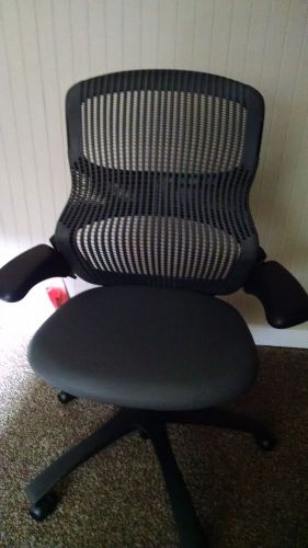 Knoll generation ergonomic chair nib for sale