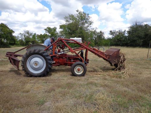 1951 ford tractor 8n side mount distributer dfw area w/loader for sale