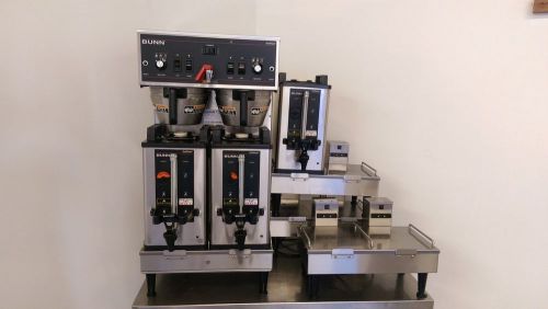 BUNN DUAL SH COMMERCIAL COFFEE BREWER w/ 3 SERVERS, 3 WARMERS &amp; 8 DRIP TRAYS