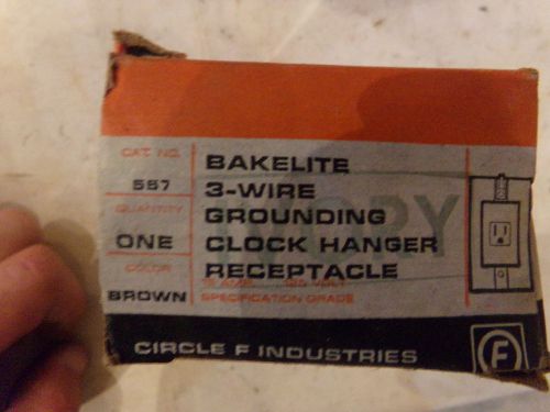 BAKELITE 3-WIRE GROUNDING CLOCK HANGER RECEPTACLE 557 BROWN - NEW (old stock)