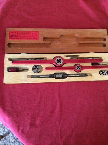 New in box, greenfield tap &amp; die set, vintage 13 pc # 431, sizes 1/4&#034; - 1/2&#034; for sale