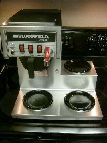 BLOOMFIELD 8572 KOFFEE KING AUTOMATIC COMMECIAL COFFEE BREWER W/3 WARMING PLATES