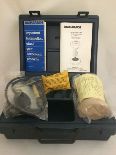 BACHARACH 11-9026 FYRITE GAS ANALYZER CO2 AND O2 INDICATORS NEW IN CASE