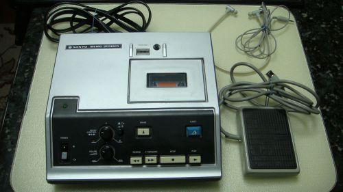 Vintage Sanyo Memo Scriber TRC8010A for Cassettes w Foot Pedal &amp; Headphones