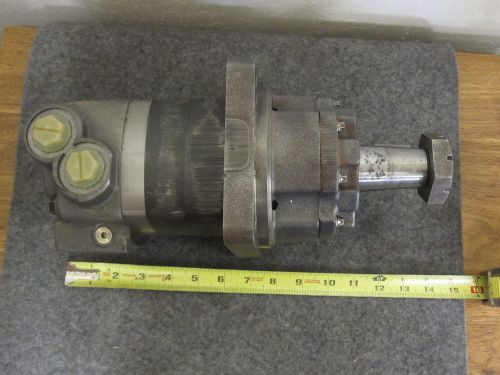 NEW EATON CHAR-LYNN HYDRAULIC MOTOR # 110-1116-006