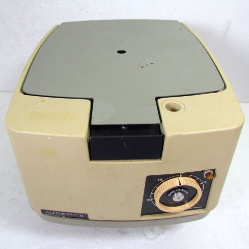 Clay Adams 0574 Autocrit II Hematocrit Micro Centrifuge