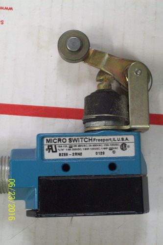 HONEYWELL MICRO SWITCH LIMIT SWITCH with ROLLER BZE6-2RN2