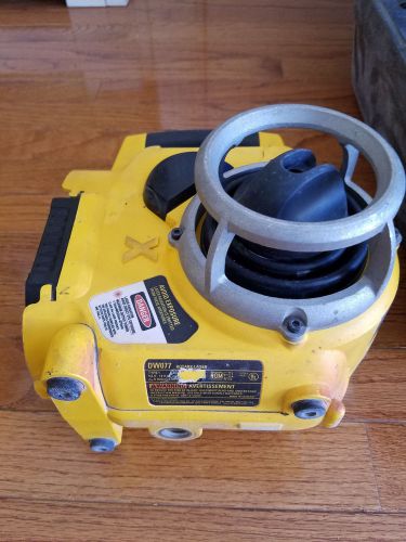 DeWALT DW077 SELF LEVELING ROTARY LASER LEVEL KIT w/ remote battery charger etc.