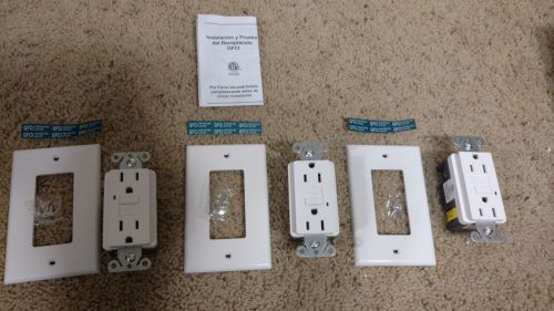 Intertek 4006672 2-Way WHITE Receptacles Lot of 3 with Manuals and Back Plates