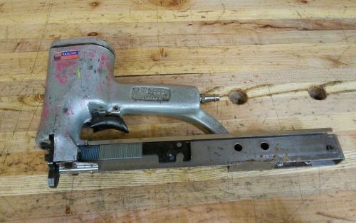 Paslode Signode Mustang Model 91283 Pneumatic Crown Stapler for Parts or Repair