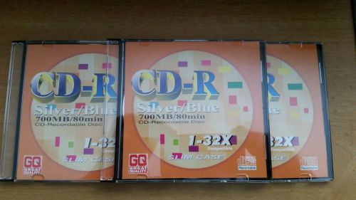 PACK OF 3 CD-R SILVER/BLUE 700 MB/80MIN WITH SLIM CASE-GREAT QUALITY
