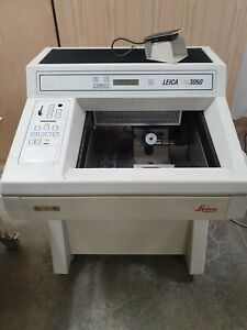Leica Cm3050-3-1 Cryostat Standing Laboratory Research Microtome