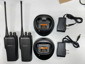 2 Motorola CP150 UHF 16 Channel Radios 438-470 MHz W/Batteries And Chargers