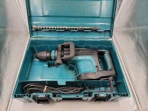 MAKITA HM1203C  SDS-MAX VARIABLE SPEED 20 LB DEMOLITION HAMMER