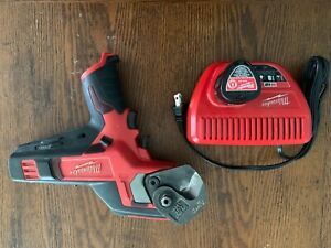 Milwaukee M12 600 MCM Cable Cutter - 2472-20