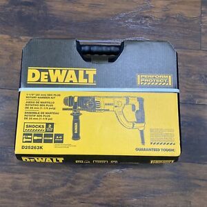 DEWALT D25263K 1-1/8&#034; SDS Plus Rotary Hammer Kit Corded