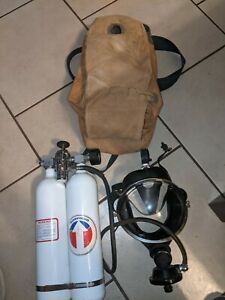 2 2500 Survivair Tanks 3000 psi Regulator, Mask, Carrying Pack NOT TESTED AS IS