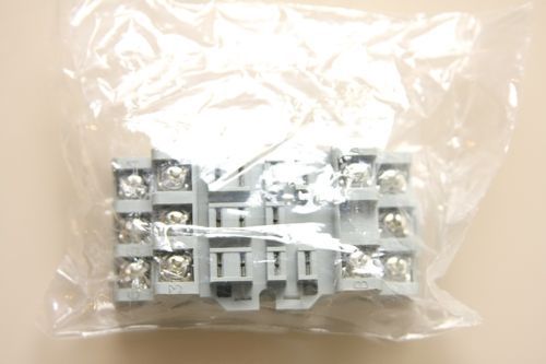 Te connectivity / potter &amp; brumfield relay socket, 11, 10a, 240vac, 27e893 for sale