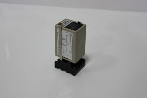 Omron floatless level switch with base 61f-gp-n 100vac (s10-1-77c) for sale
