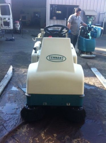 Tennant 6100 compact ride on sweeper reconditioned -free shipping* best warranty for sale