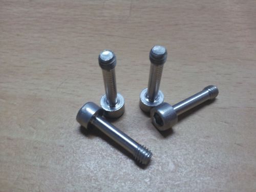 set of 4 captive screws M6, length 25mm, thread length 6mm
