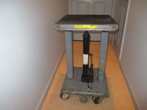 Wesco standard foot pump/hydraulic lift table - lt-05-1818 for sale