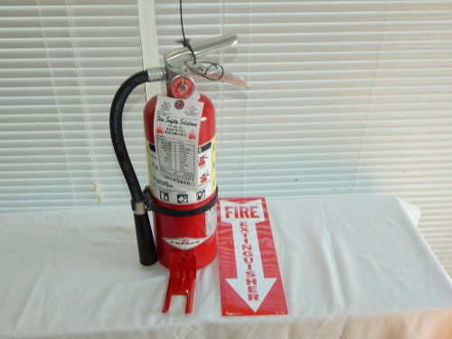 Fire extinguisher 5lb abc dry chemical  w/ vehicle bracket for sale