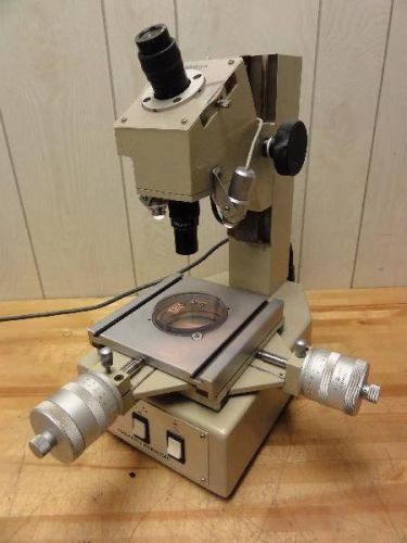 Mitutoyo tool makers microscope model 176-901-1a, 0&#034;-1&#034; dials .0001&#034;, 6&#034; table for sale