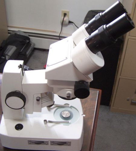 Stereo ZOOM Microscope- Magnification= 0.7x to 4.5x