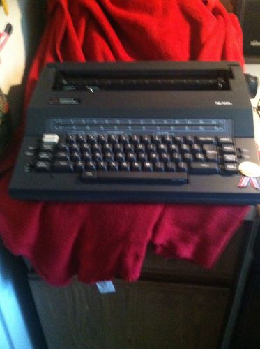 Smith Corona Se 200 Electronic Typewriter
