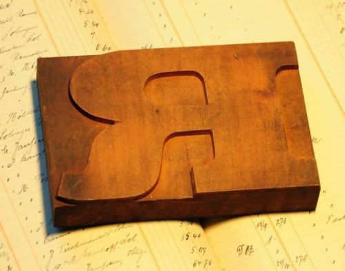 R -  letterpress wood printing block woodtype type print bold wide stamp ABC