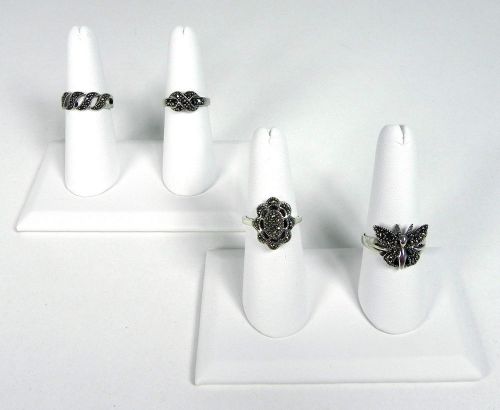 2  2-Finger Ring Displays White Faux Leather Jewelry Showcase Leatherette