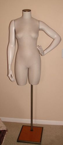 Silvestri Female Mannequin Removable Arms n Hands Pinable Body Wood Stand