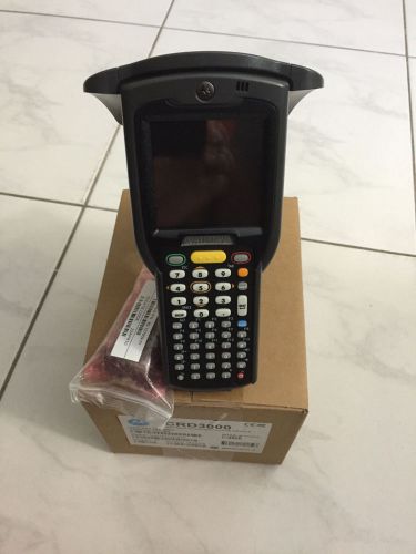 NEW Motorola MC3090-Z RFID w/1 Slot Cradle MC3090-GU0PTCQZ1EE &amp; CRD3000-1001RR
