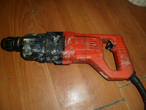 milwaukee rotary hammer drill   model 5368-21 with case and 2 drill bits used
