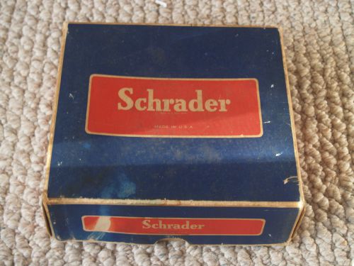 VINTAGE SCHRADER SPARK PLUG TIRE PUMP #888CDG.