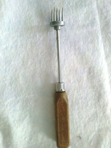 Vintage Manual Ice Chopper  Meat Tenderizer Great for Beef,  Venison &amp; Poultrry