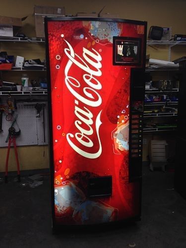 Royal Vendors 804 / Multi Price / 9 Select / Coke Graphics (712)