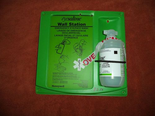 HONEYWELL 320004540000 Personal Eye Wash Station,16 oz,Extended Flow Nozzle wall