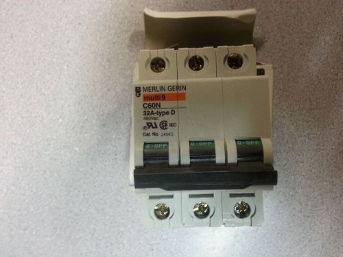 Square D MG24543 circuit breaker