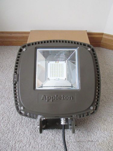 Brand New Appleton LED Area Master XP Fixture AMLED77YBU1  Class 1, 2 and 3