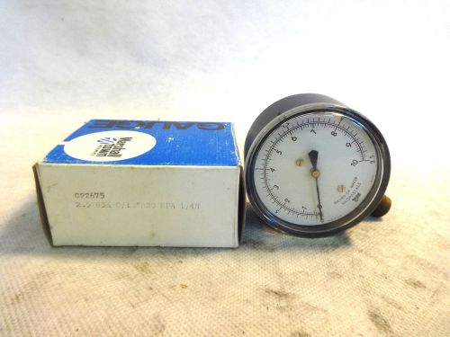 NEW IN BOX MARSHALL TOWN G22675 2.5&#034; 1/4 NPT GAUGE